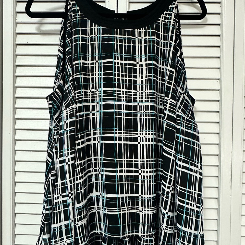 Black and White Plaid Women's Top